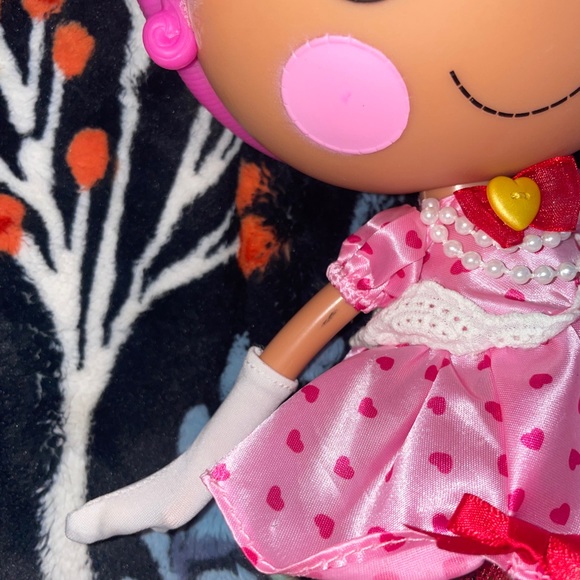 Goldie lux lalapoosy - Picture 2 of 5